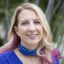 Dr. Laura Woodney photo