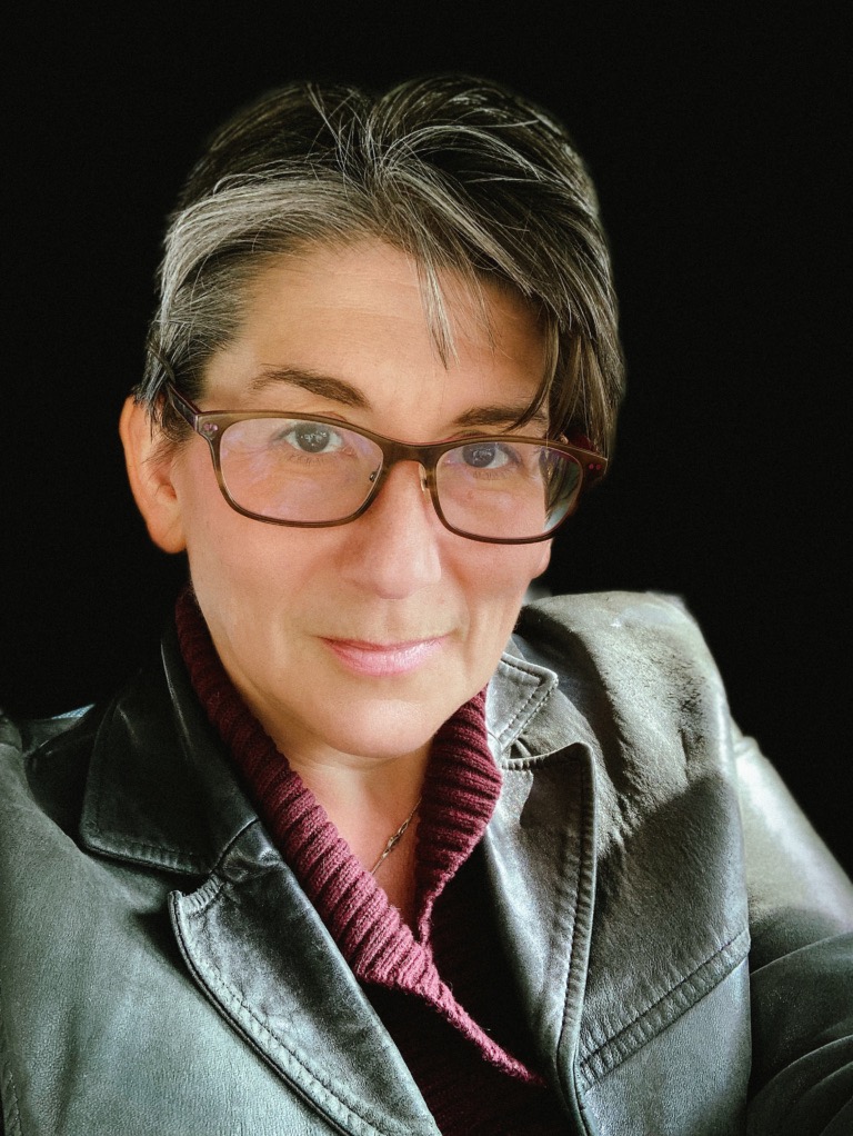 Laura Anne Gilman photo
