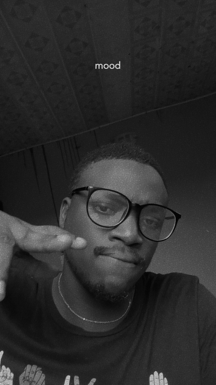 Oluwafikayomi Adeniyi photo