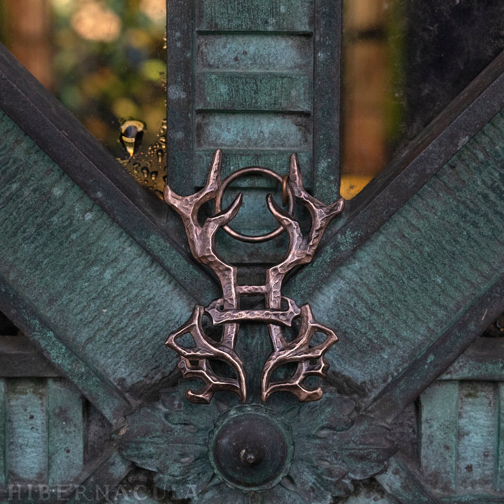 Hibernacula horned gate sigil.